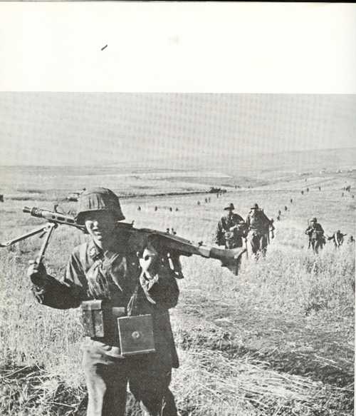 Open line of soldiers