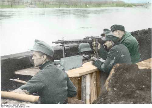 german machine gun squad