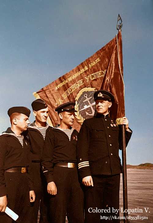 Mens of Victory