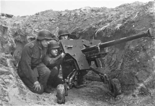 Anti-tank gun