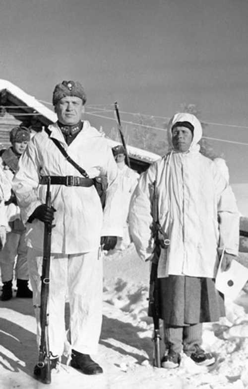 Colonel Svensson and Simo Häyhä