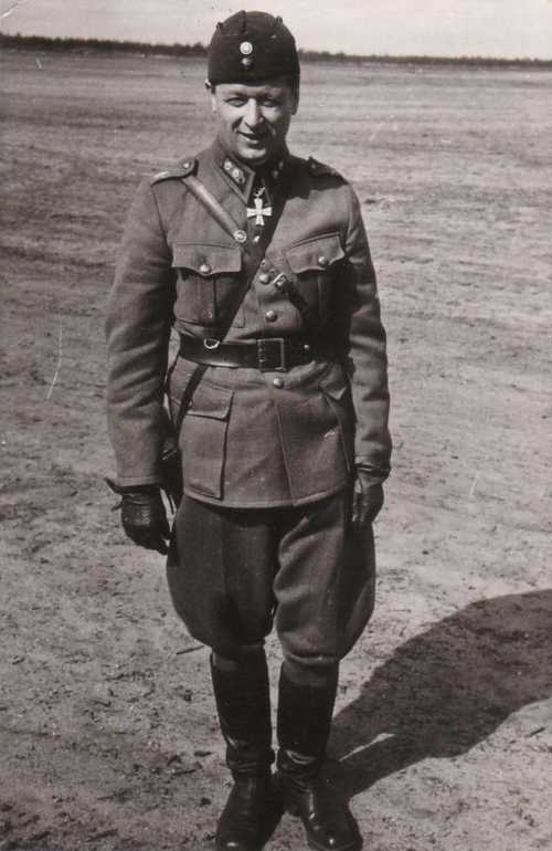 Father of Finnish fighter tactics