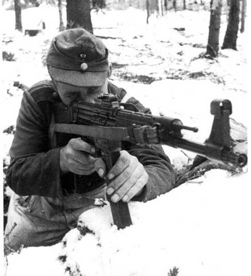 STG44