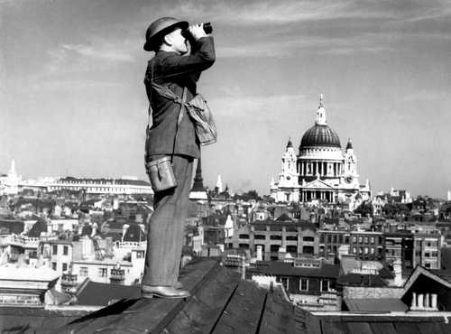 Aircraft Spotter in London