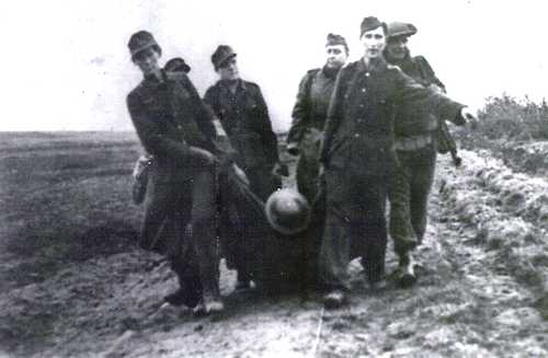 Pte. Earl D. Duxbury took this photo