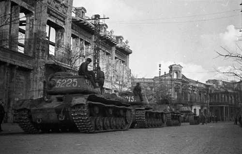 Tanks KV-85