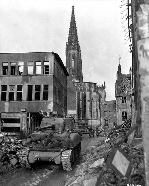 Tank on a ruined street