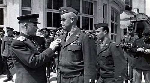 Award to the U.S. Commander