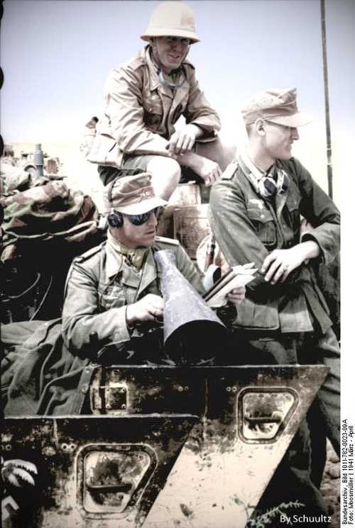 DAK Tankers On A Vehicle col.