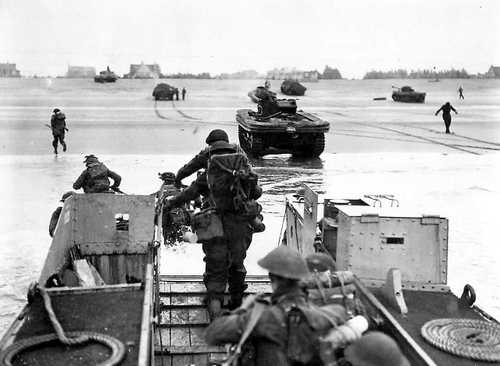 East Yorkshire Regiment landing