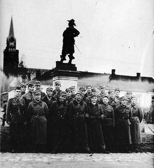 Soldiers group photo
