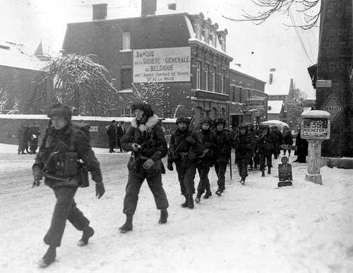 Canadian paratroopers