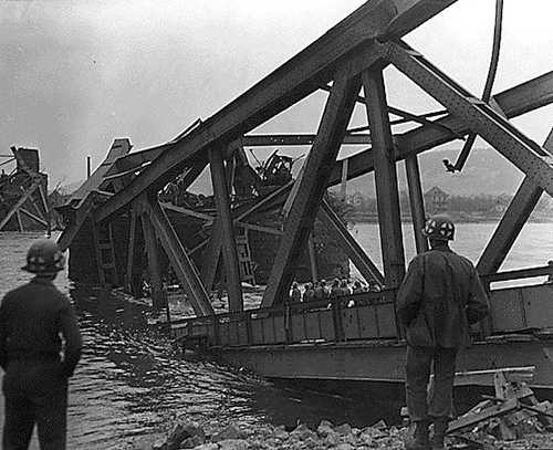 Remagen Bridge collapsed