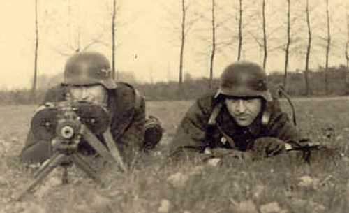 MG34 mit Patronentrommel