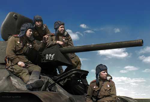 Soviet tankmen 1943