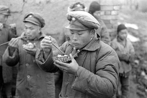 eat lunch