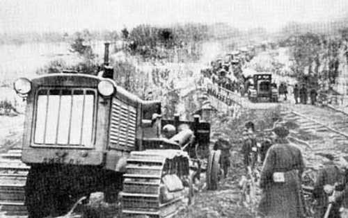 Soviet artillery crosses the border to Finland