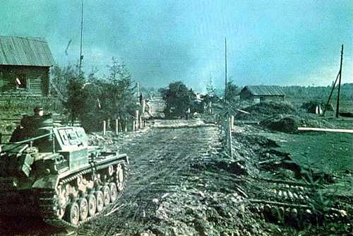 Command tank advancing