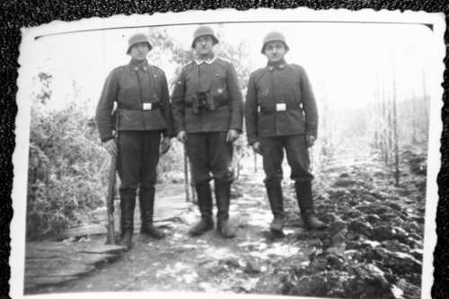 German soldiers,on the field. 