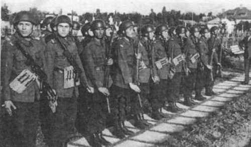 Paratroopers 