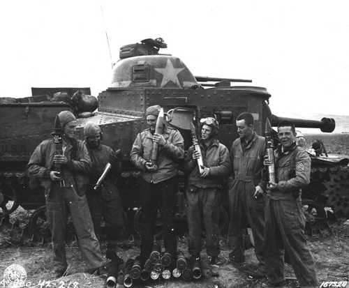 Tunisia M-3 tank crew