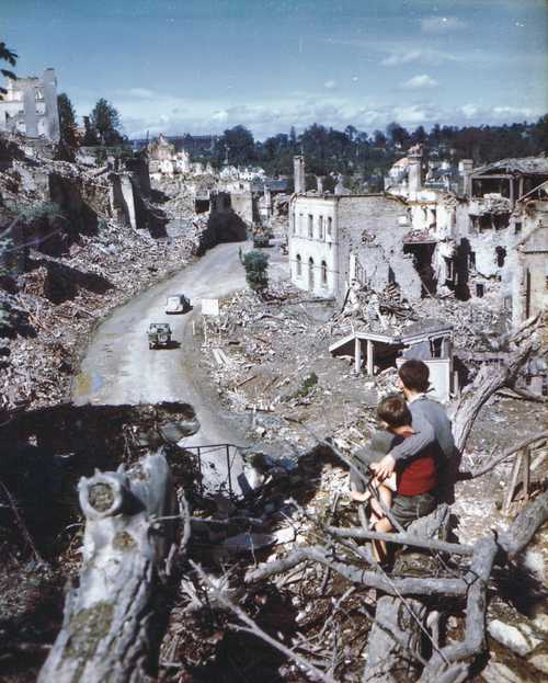 Boys Watch Convoy at St Lo