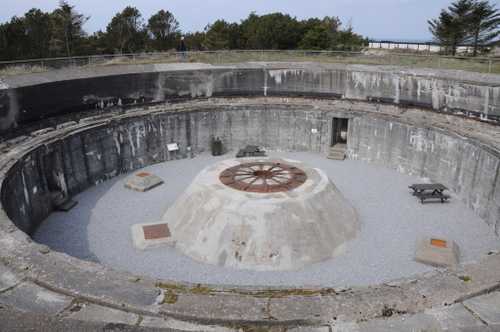 German 380mm cannons firing position 