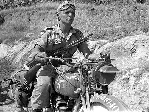 Motorcycle commando