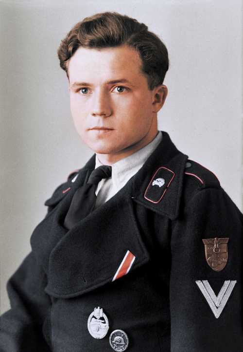 Veteran panzer crewman (col.)