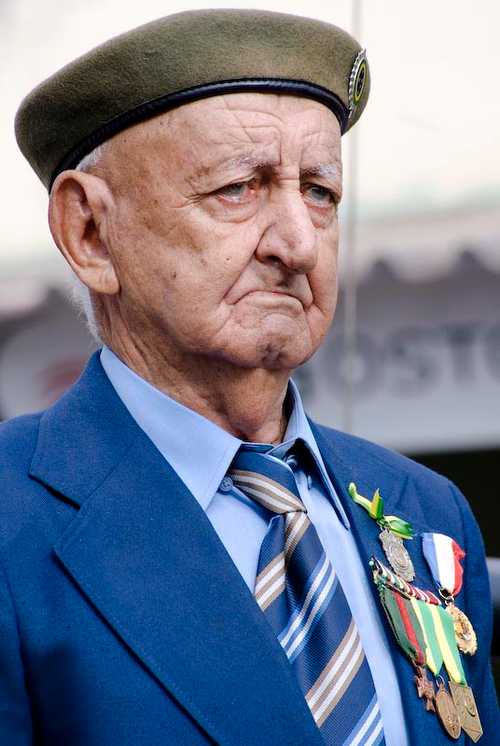 Old Brazilian WW2 soldier holding the tears