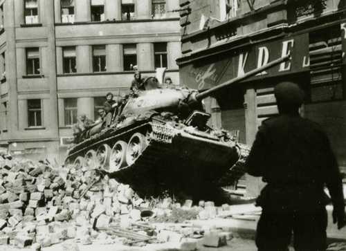 T-34-85, Prague 1945