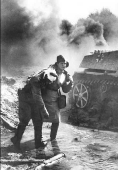 russian women at war were no less heroic than men