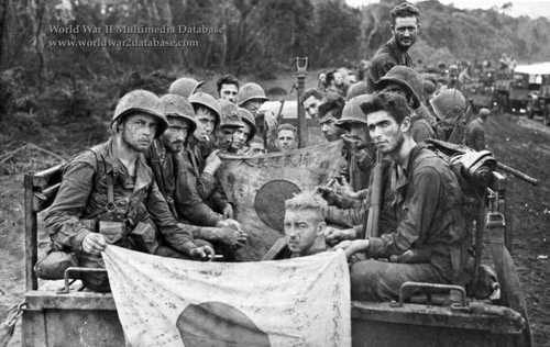 Soldiers of the 1st Marine Division