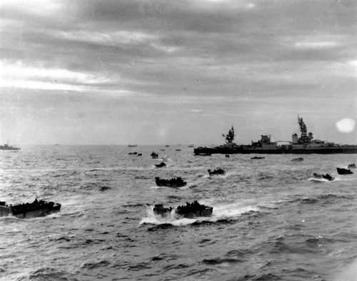 Landing crafts about to hit the beach