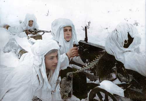 Soviet machinegunners