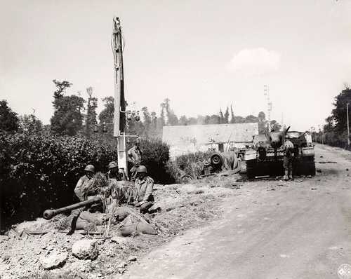 101st with captured PAK 40