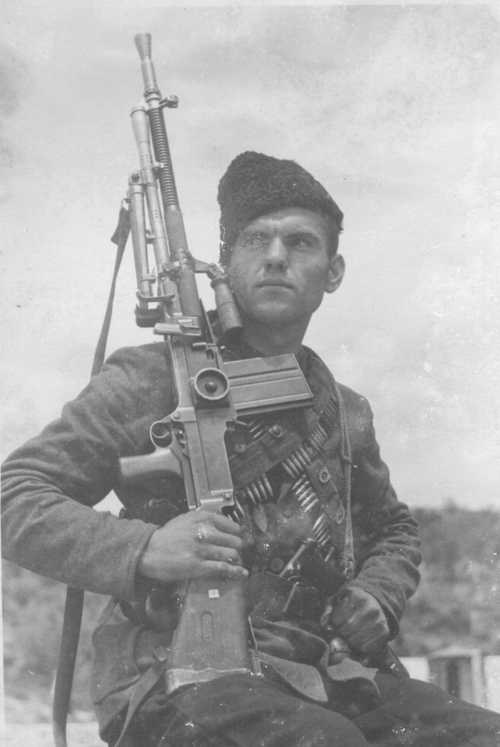 Cetnic warrior