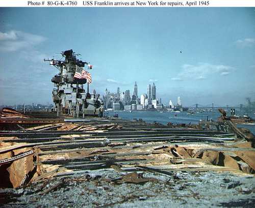 USS Franklin arrives at New York for repairs