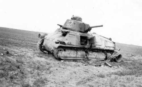 Abandoned S35, France, 1940.