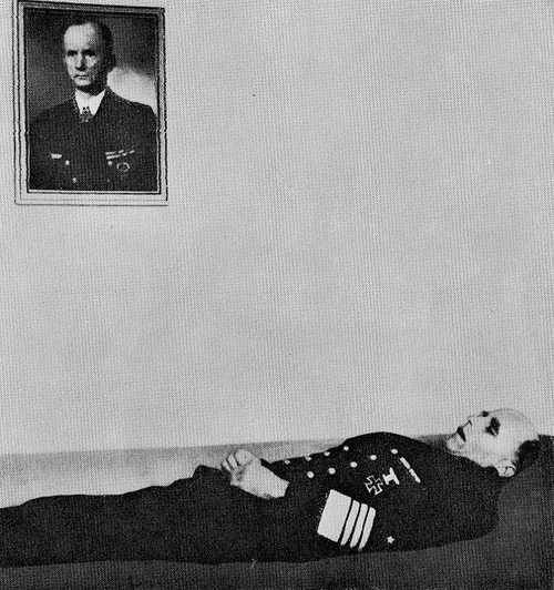 Admiral von Friedeburg suicide