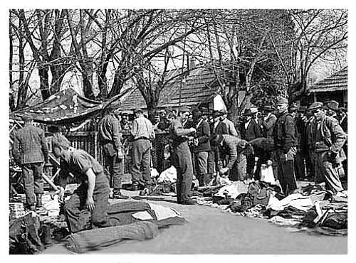 Outfitting Hungarian Recruits