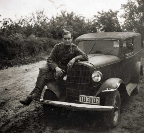 bulgarian militari driver. Vehicle  Opel P4