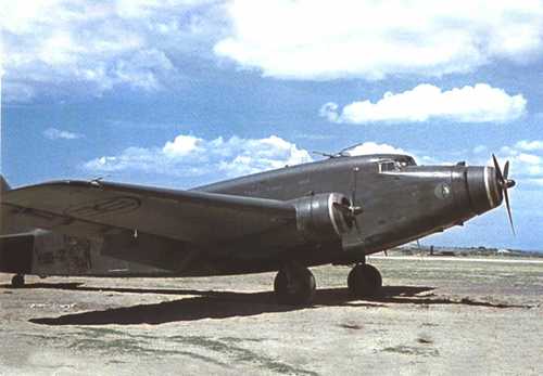 All-black S.82 “Marsupiale”