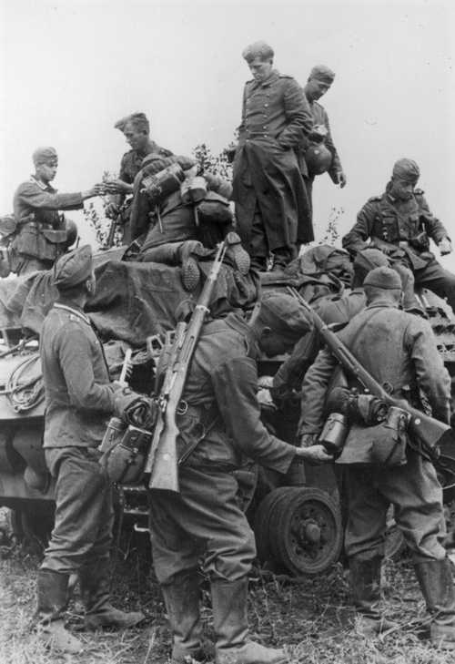 A pile of soldiers