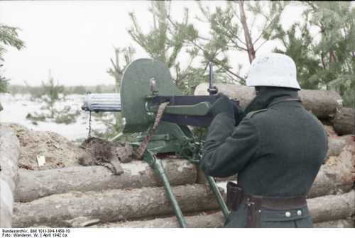 German Grenadier with Maxim MG