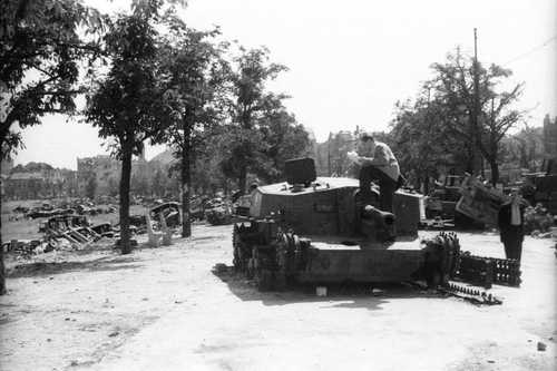 destroyed 40/43 M Zrínyi II Assault Gun
