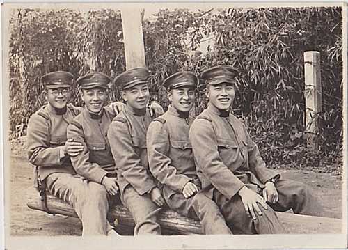 japanese smiling group