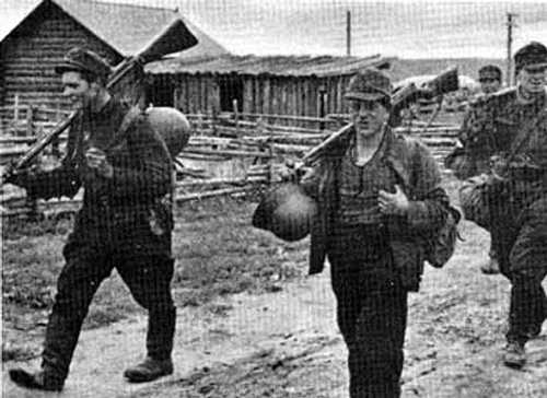 Marching to Rukajärvi
