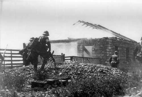 Romanian soldiers in offensive