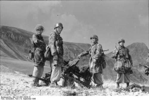 Fallschirmjäger 1943